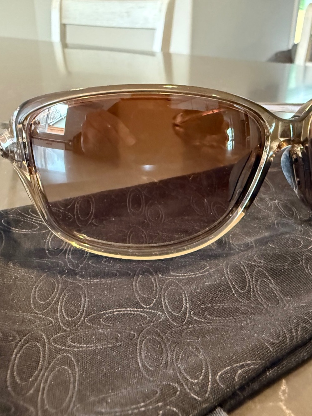 Women Oakley 009301 Cohort Rectangular Sunglasses - Picture 4 of 4